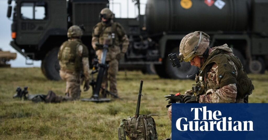 キールは、防衛支出計画を発表するときにイギリスを「戦いの準備」することを誓います