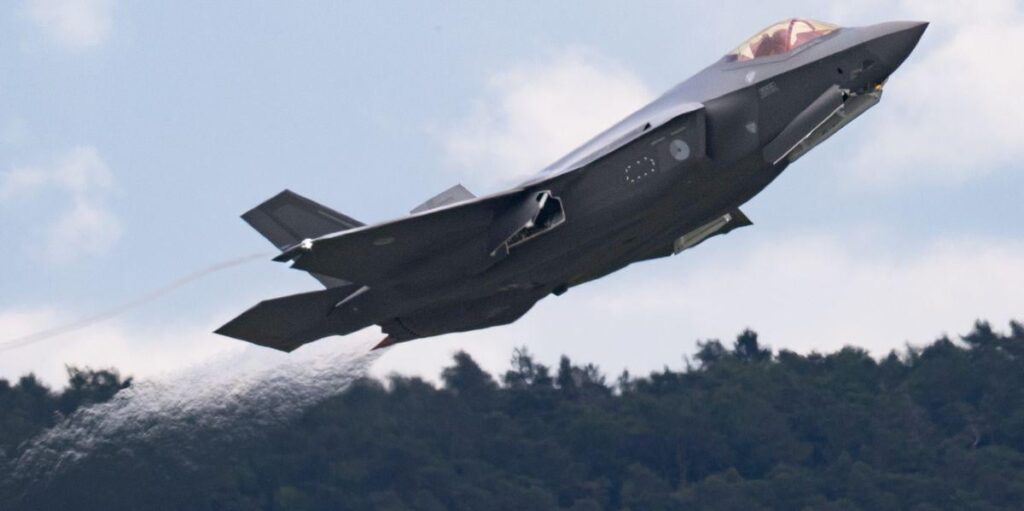 F -35固定価格は決して定義されていません -  Amherdの深刻な間違い