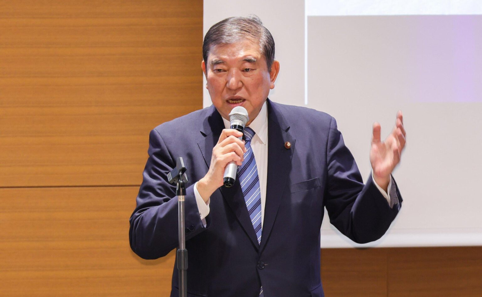 日本、うっかりイスラエルのイラン攻撃を(G7で唯一)非難してしまう。英語Reddit民は困惑ないし不評