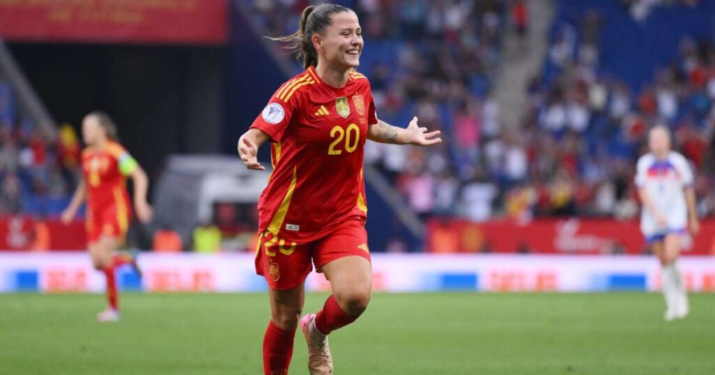Pina sparks comeback as hosts reach Nations League Finals