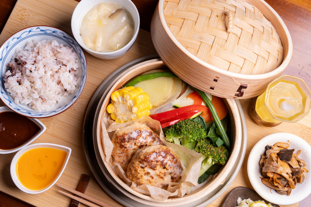 古民家カフェ「てとThé（てとて）」ランチ上からの画像