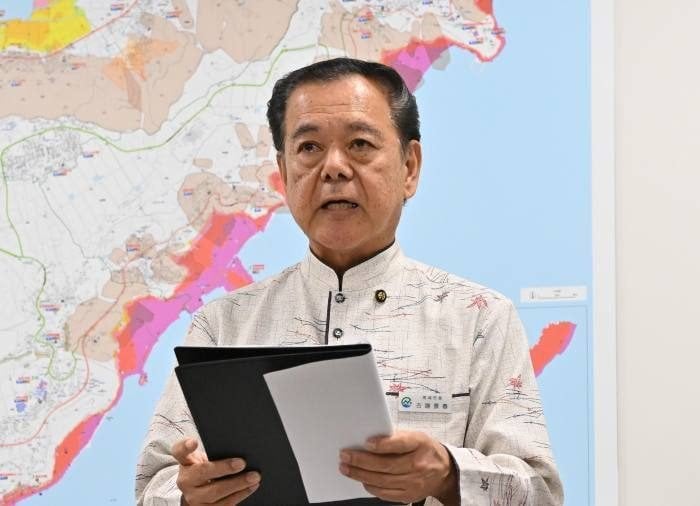 南城市議会が不信任案を否決　古謝市長のセクハラ認定受け採決　賛成9、反対10　沖縄
