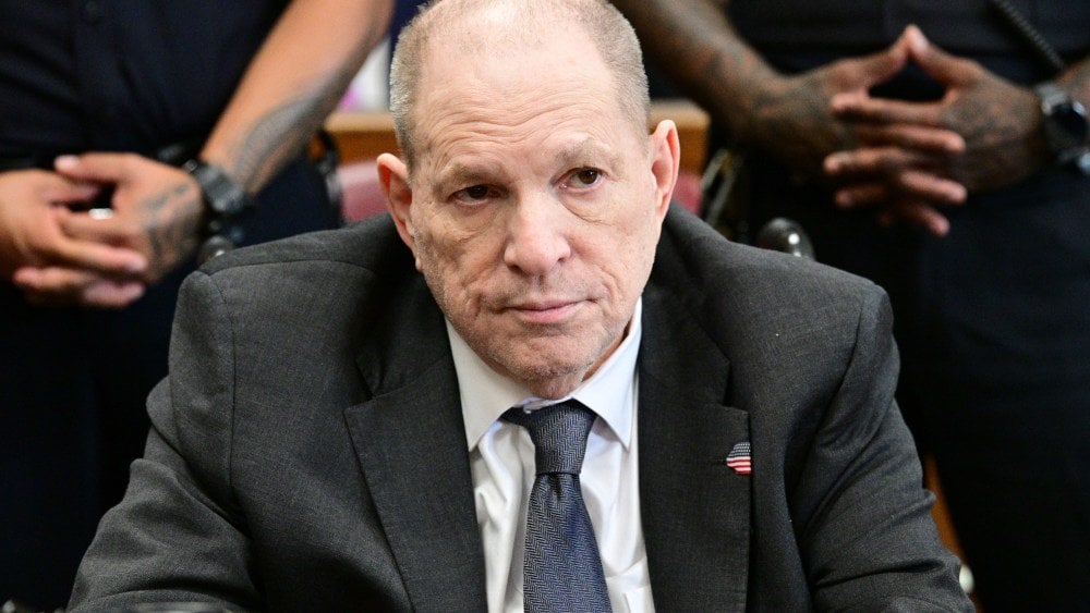 Harvey Weinsteinはニューヨークの再審で性的暴行の罪を認めました