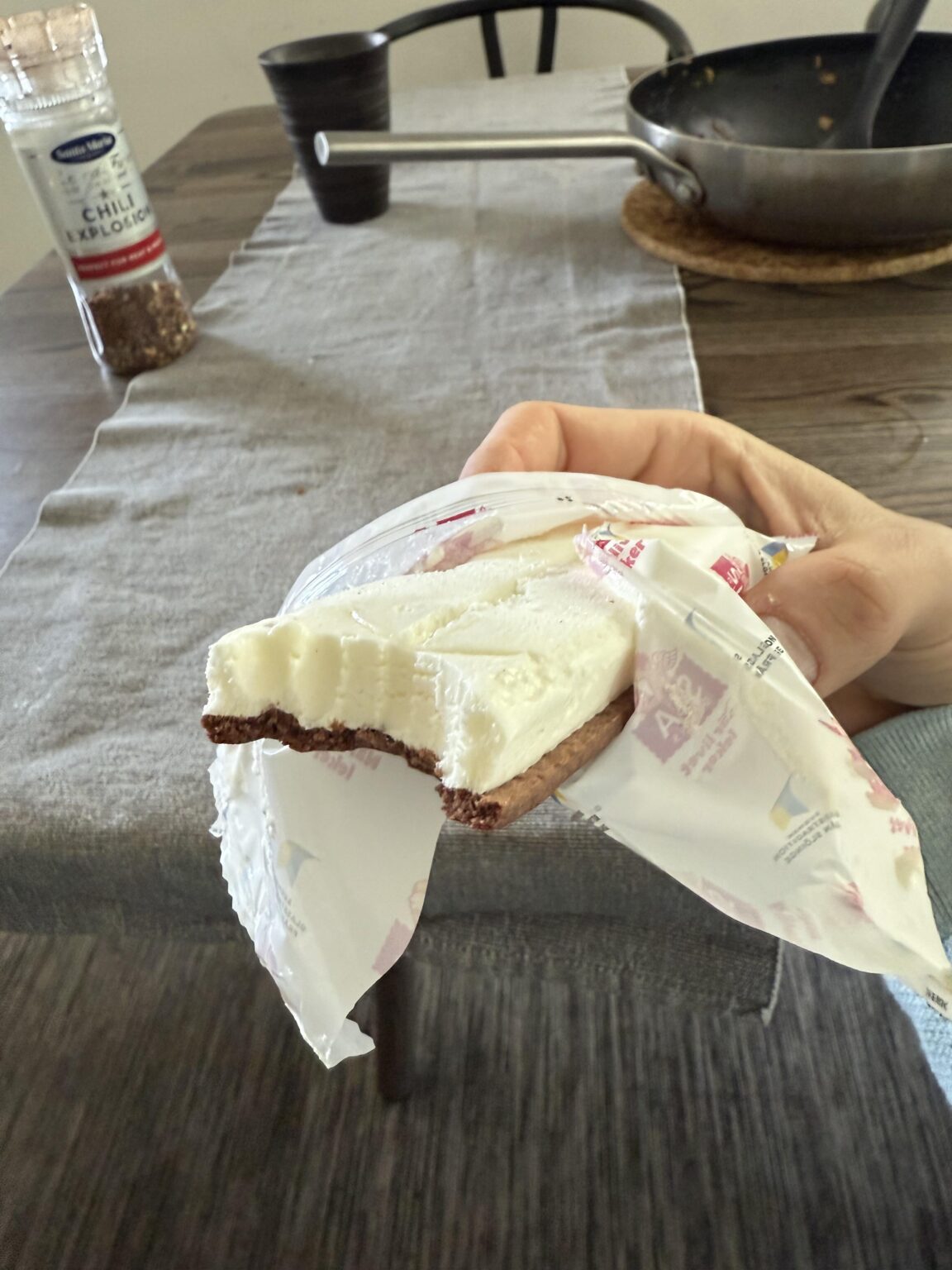 パンでサンドイッチを手に入れました