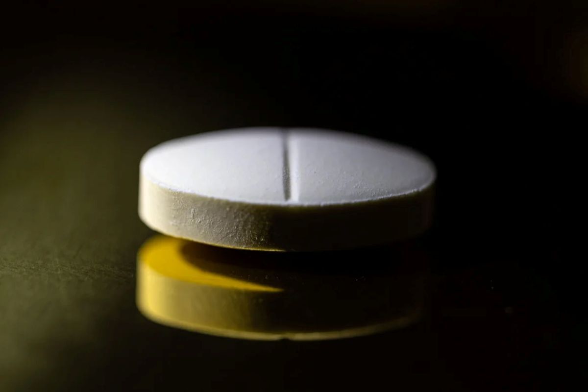 ペニシリン系の抗生物質、アモキシシリンの製造に必要な原料の８０％は中国が抑えている/Fred Tanneau/AFP/Getty Images