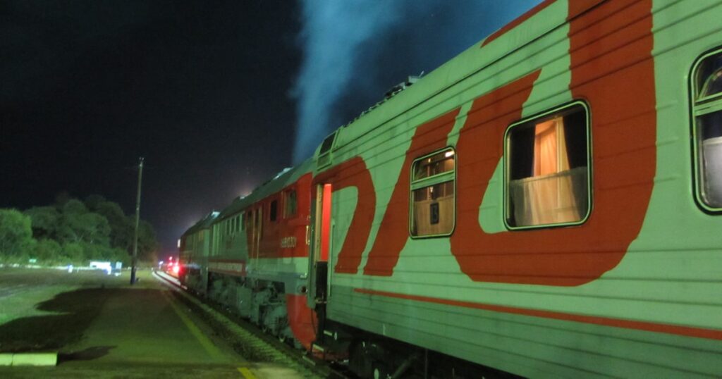 ロシア・北朝鮮直通列車、戦時でフル稼働 日本の脅威に - 日本経済新聞