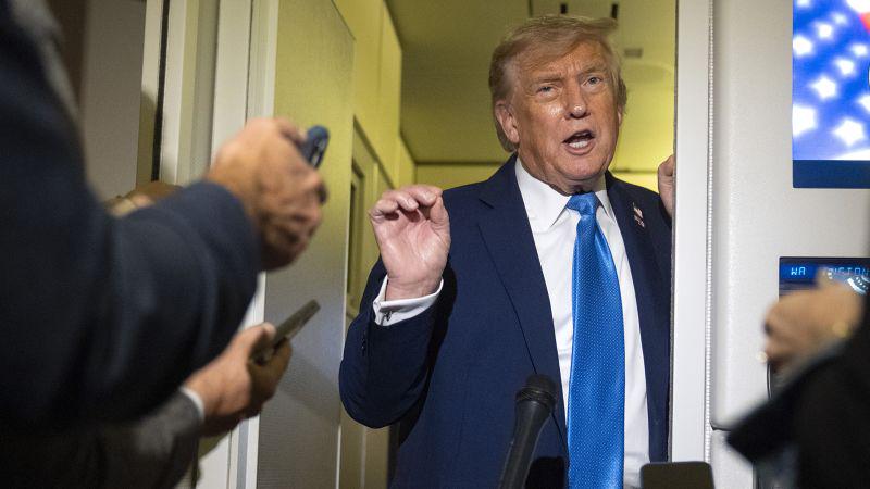CNNごとに、トランプは2人の米国当局者によると、米軍がイランの核計画を攻撃しているというアイデアに温めています