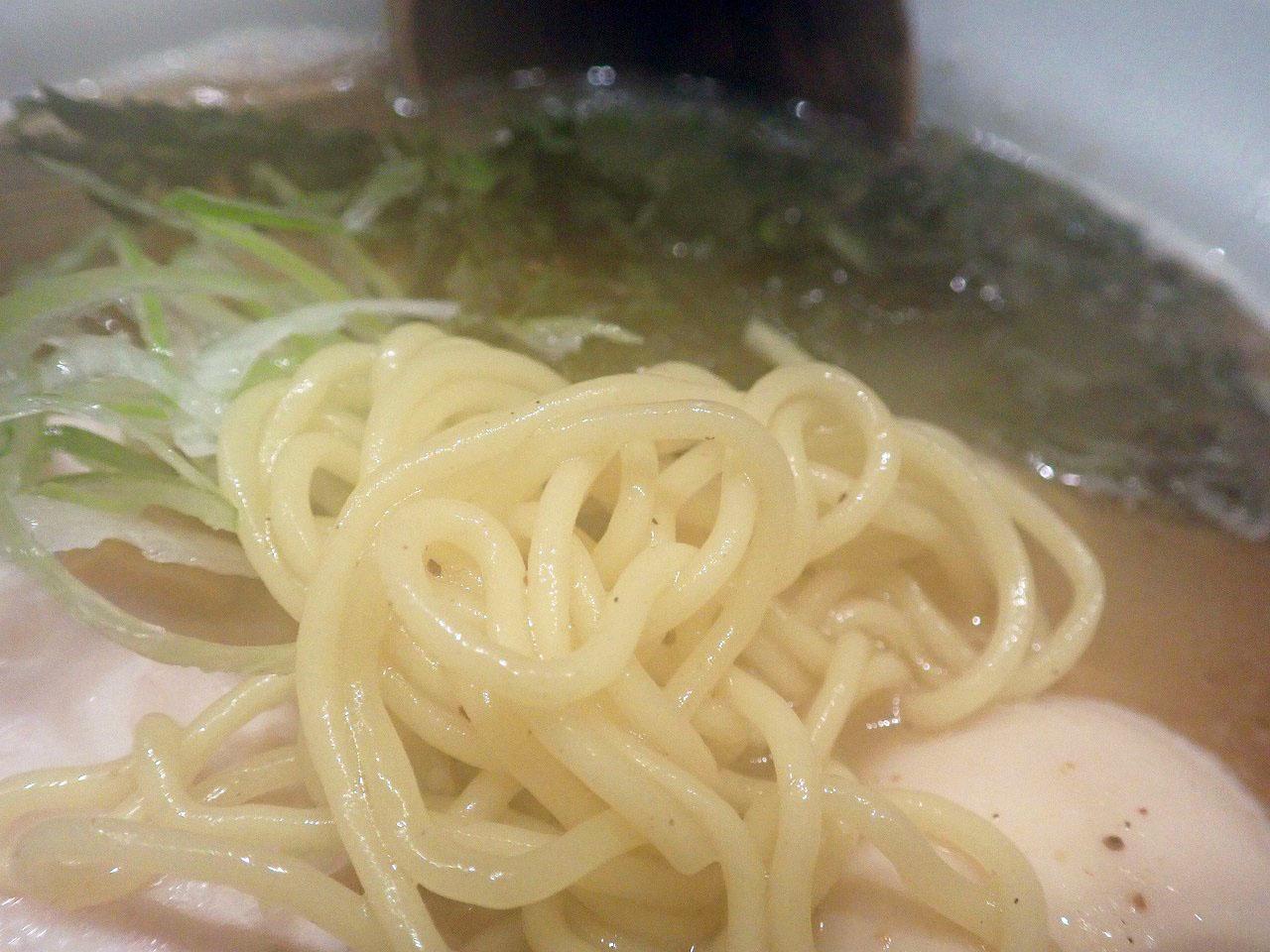 麺はこのような感じです