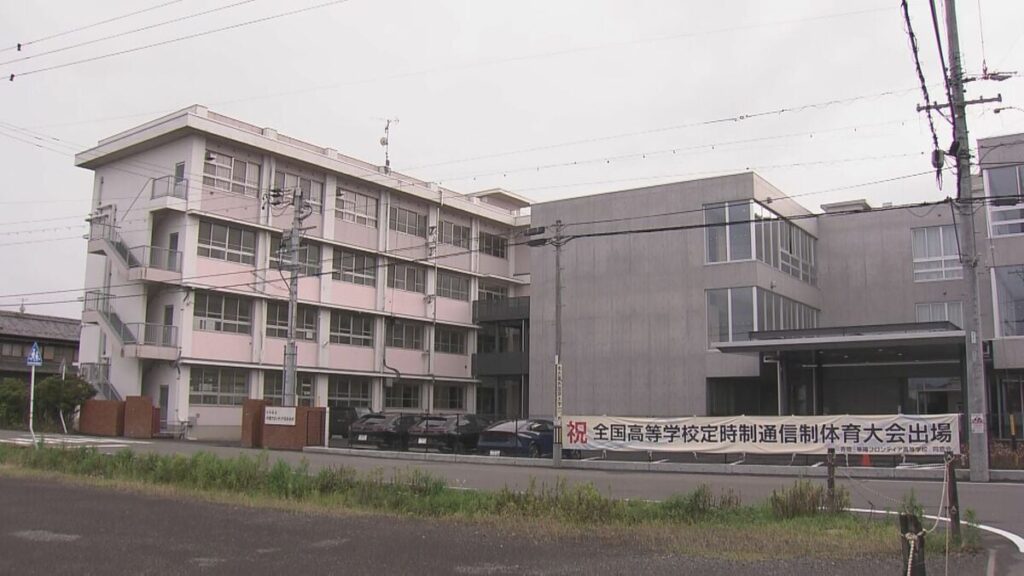 岐阜市の県立高校で数人の生徒がスプレー缶噴射 女子生徒3人が病院に搬送されいずれも軽傷 ふざけ合いが原因か | 名古屋・愛知・岐阜・三重のニュース【CBC news】 | CBC web - TBS NEWS DIG