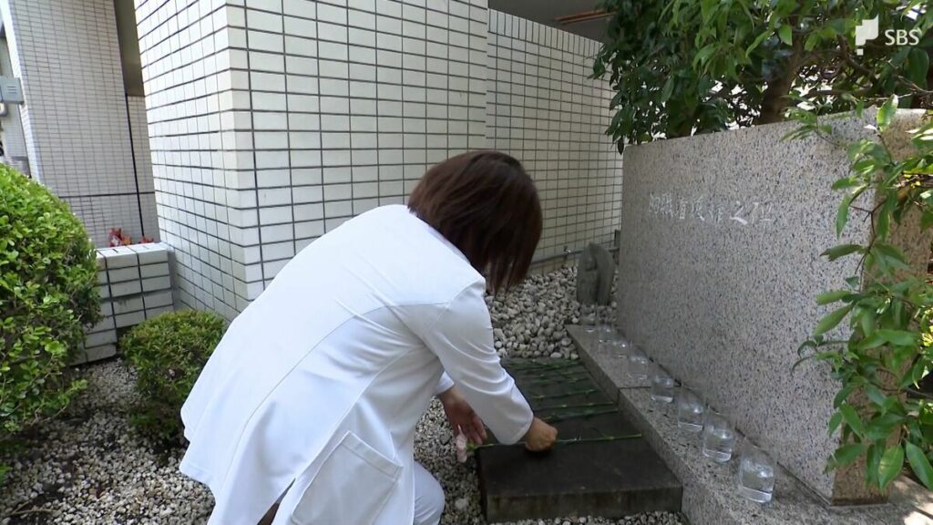 静岡大空襲から80年 犠牲となった看護師8人患者2人の慰霊式 「殉職看護師の心を受け継ぐ」＝静岡市立静岡病院｜静岡新聞アットエス - at-s.com