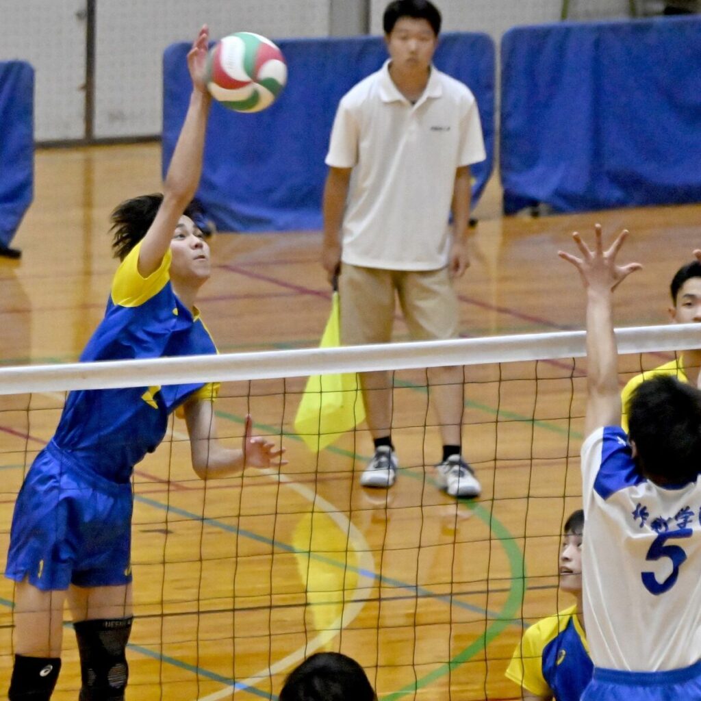 バレーボール男子 足利大付圧倒Ｖ３ 女子は国学院栃木 逆転で36度目王座に インターハイ栃木県予選｜下野新聞デジタル - 下野新聞社