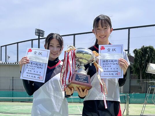 ソフトテニス女子個人優勝の秋田・広谷流組