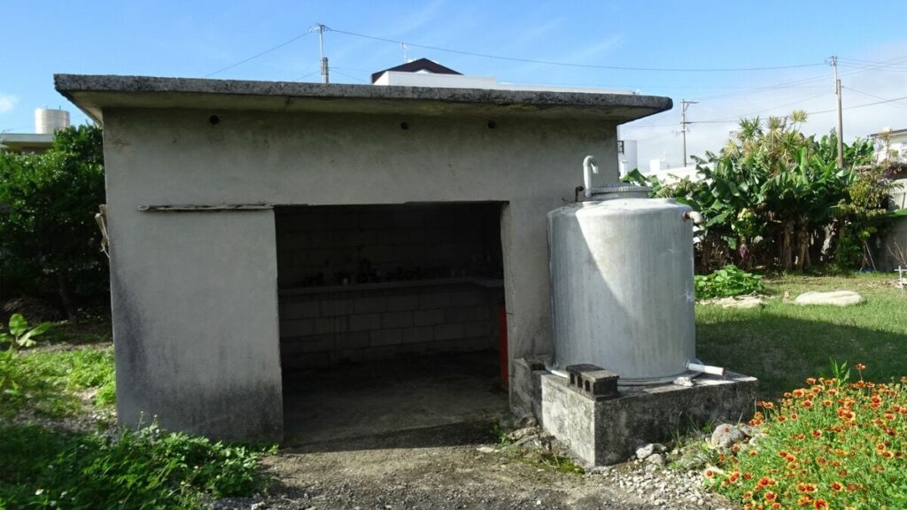 沖縄方言を話す老婦は日本兵に首を切り落とされた…米軍から敗走中の｢元関東軍｣が住民を虐殺した本当の理由 『月桃』と｢一家全滅の屋敷跡｣が示す沖縄戦の真実 | PRESIDENT Online（プレジデントオンライン）