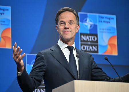 ウクライナ加盟支援を言明 宣言なしもＮＡＴＯトップ | | 全国のニュース