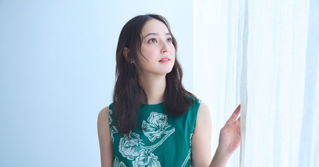 佐々木希が何度も訪れている「宮崎」でめぐる自然派ワイナリー＆グルメスポット（佐々木 希） | FRaU the Earth