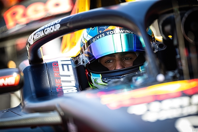 レーシング・ブルズ、イギリスGP・金曜フリー走行にリンブラッドを起用