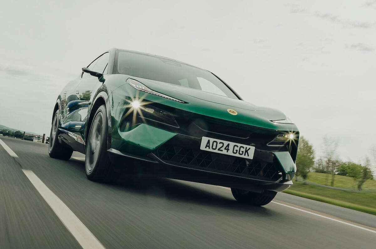 EV減速を受け、エレトレなどにハイブリッド・パワートレインを搭載する。