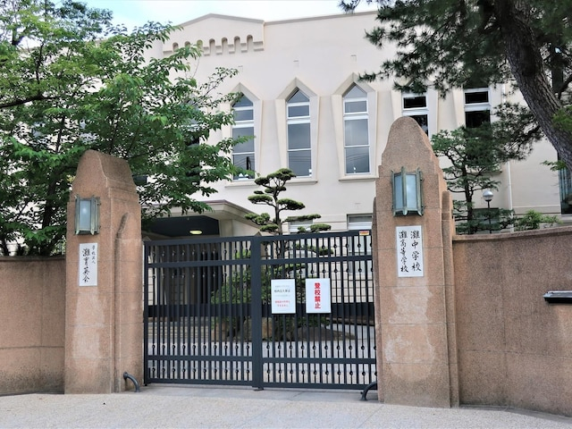 優秀な学生が多いと思う「兵庫県の私立進学校」ランキング！ 2位「白陵高等学校」、1位は？