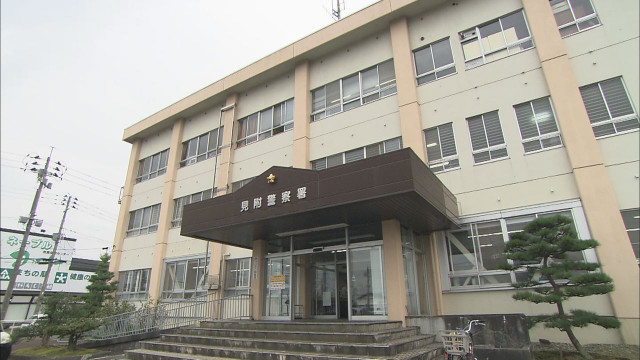 【速報】生後4カ月の息子を自宅の浴槽の水の中に沈めて殺害しようと…“殺人未遂”の疑いで36歳母親を逮捕　新潟・見附市