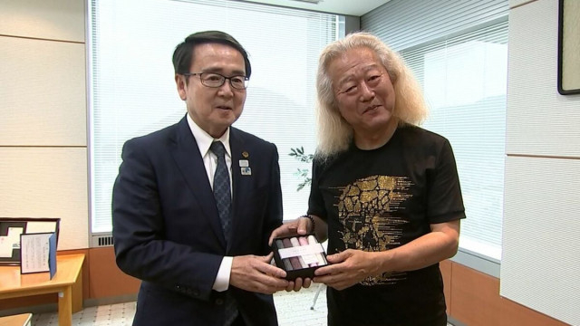 坂出市出身の “爆風スランプ” ファンキー末吉さんが知事表敬　香川県の魅力を世界へ発信【香川】