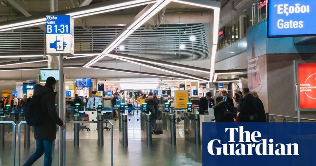 英国へのフライトからビザなしで人々を禁止するために訓練されている航空会社のスタッフ