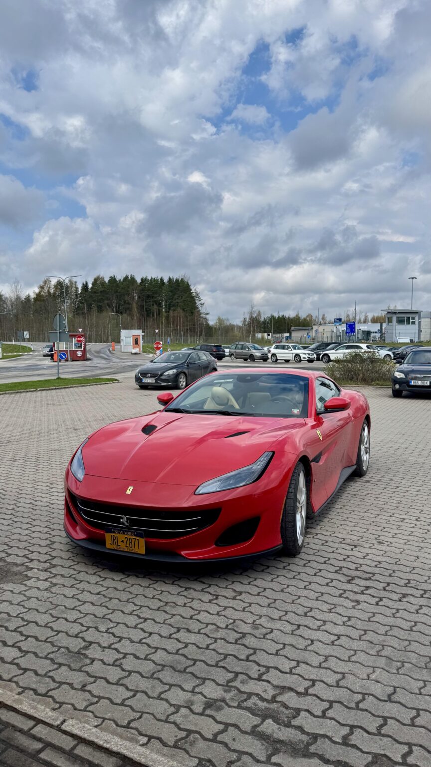 ロシア人がフェラーリを手に入れる方法