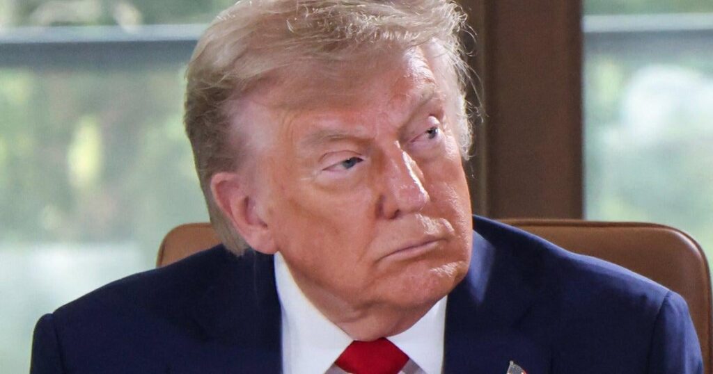 ドナルド・トランプは、G-7泣き声の後にウラジミール・プーチンのPRガイとしてリッピングしました