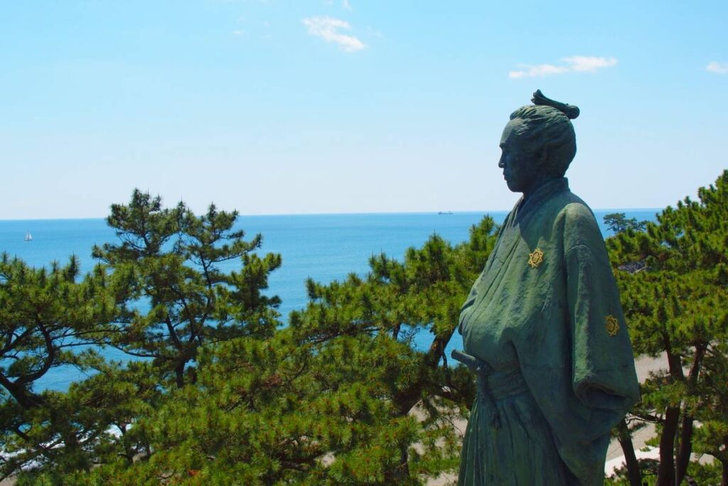 今田美桜＆朝ドラ「あんぱん」人気で高知に熱い視線！ 2025年GW国内･海外の旅行予約動向をHISが発表！ | 鉄道ニュース | 鉄道チャンネル