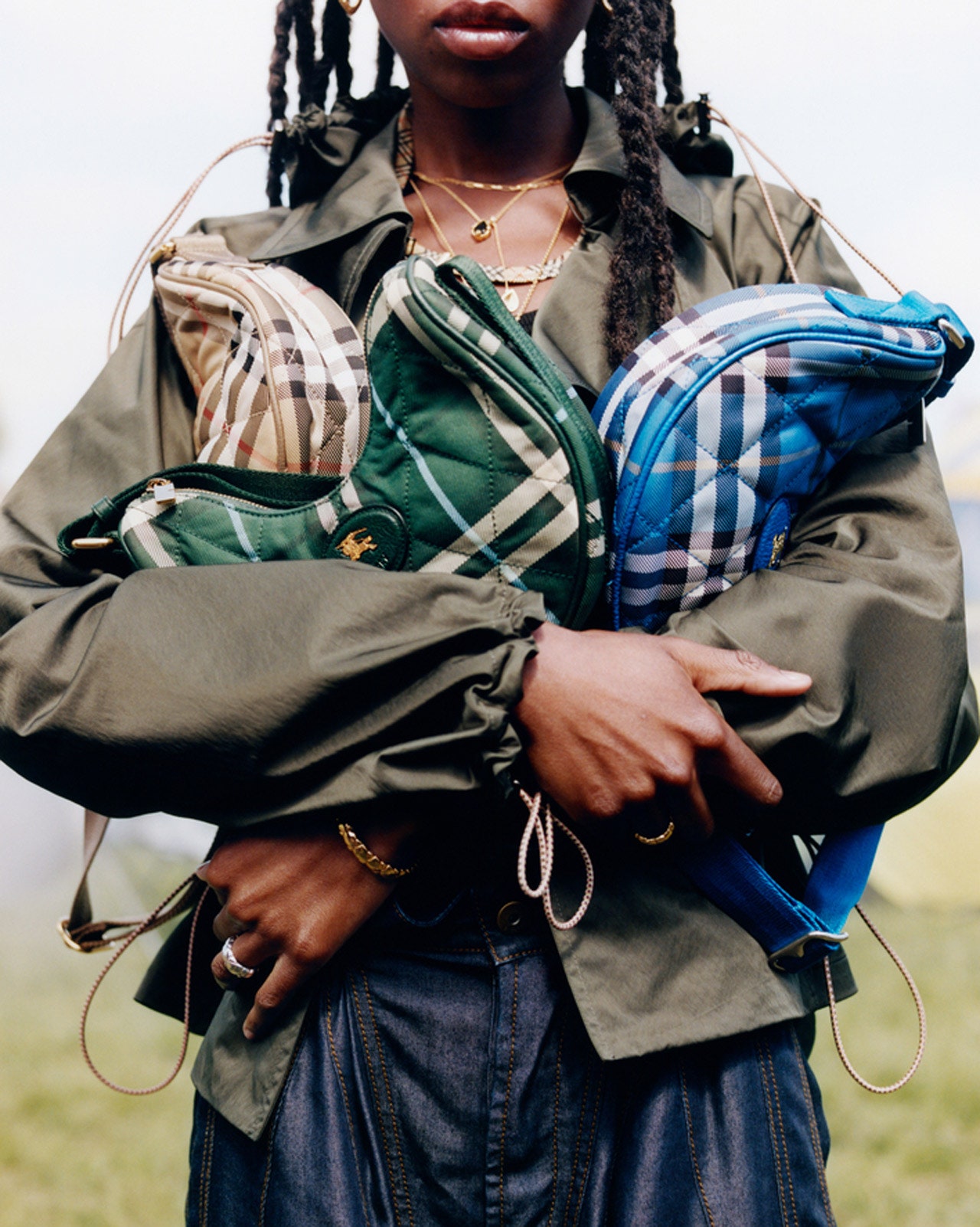 ホースシュー クロスボディバッグ  バーバリー