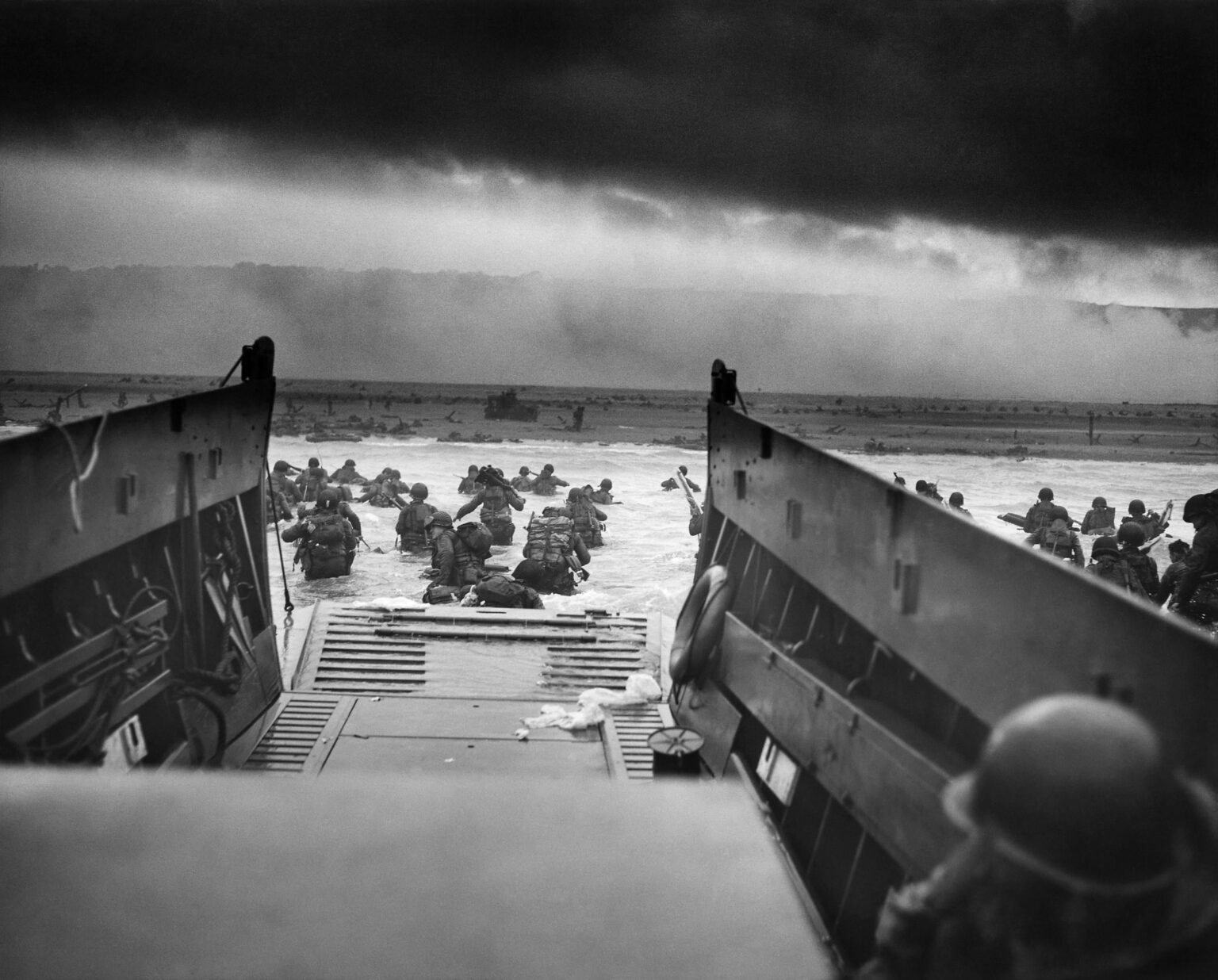 今日の時点で1944年6月6日。ノルマンディーへの着陸