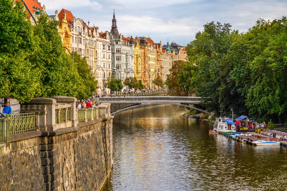 【EU】欧州委、「欧州水レジリエンス戦略」採択。家庭・企業の節水強化。デジタルメーターも | Sustainable Japan