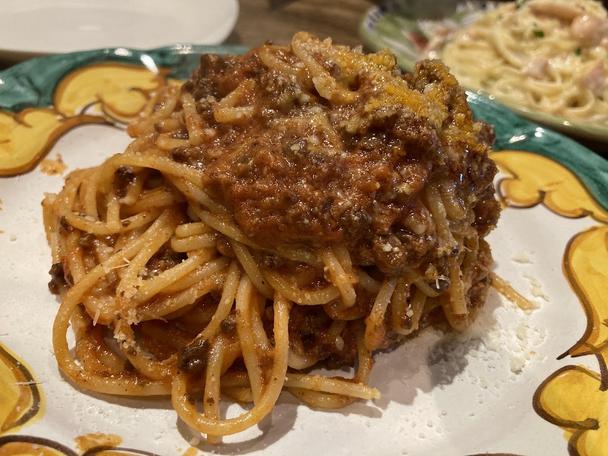 センプリーチェのランチ松阪牛のボロネーゼ