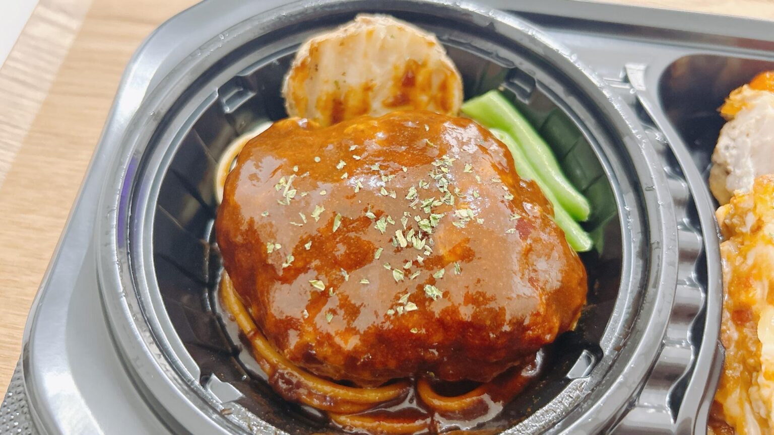 【京都市伏見区】手作りソースが自慢！本格洋食をお弁当で気軽に楽しめるお店（みやこ） - エキスパート - Yahoo!ニュース