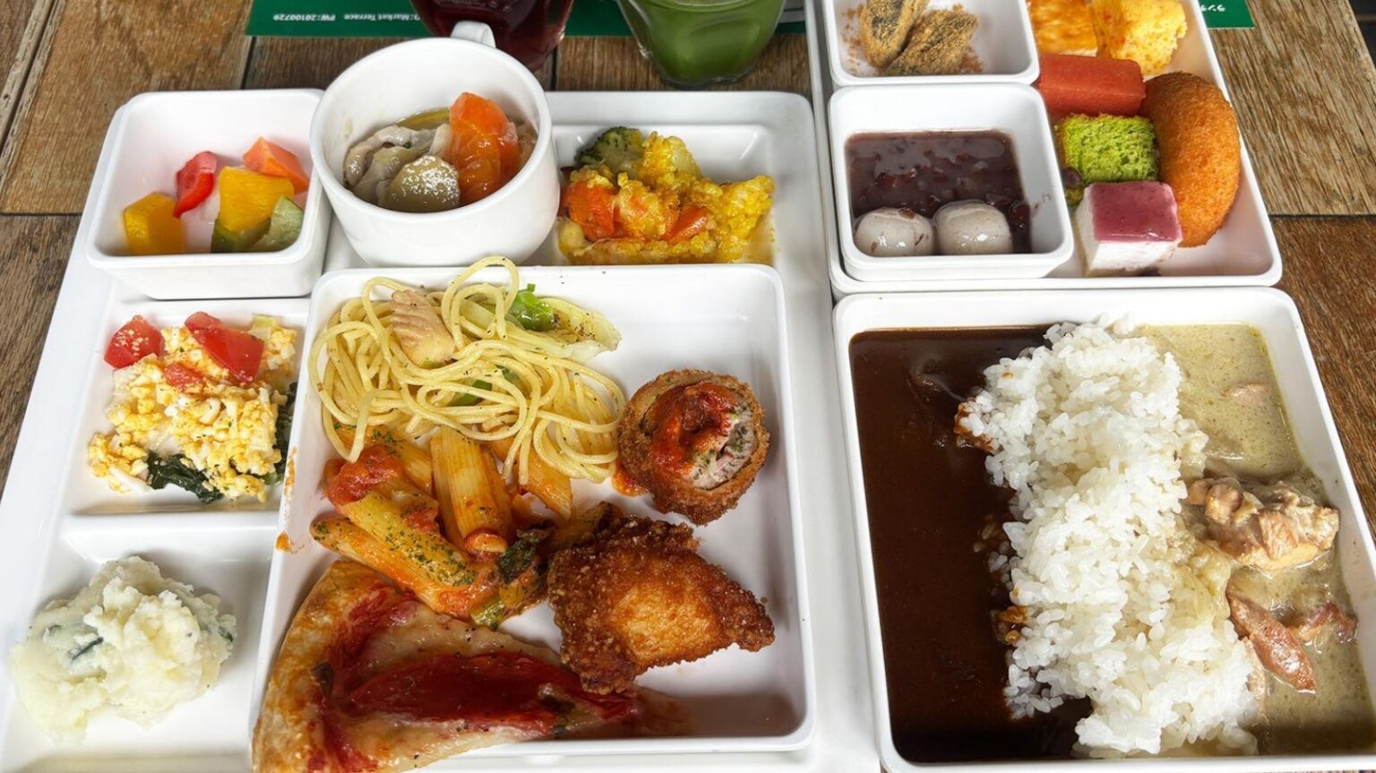【川越市】7月で15周年を迎える女性に人気の新鮮野菜をたっぷり堪能・柿の種衣の唐揚げもあるビュッフェ（TOMOJYAMO） - エキスパート - Yahoo!ニュース
