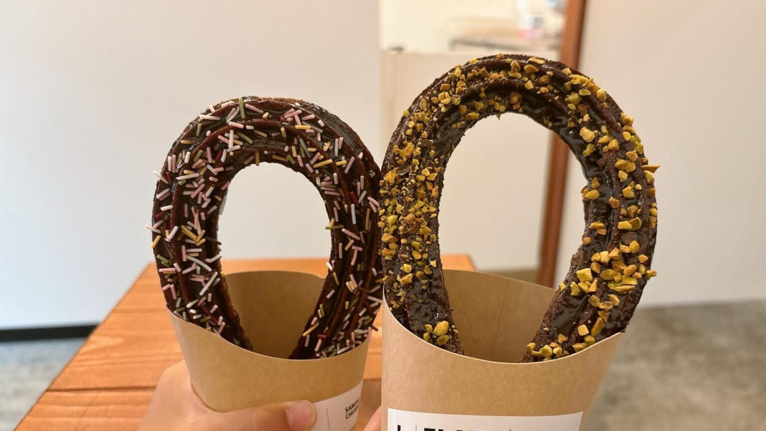 【高松市】揚げたてで美味しいサクもち食感のチュロス♪週末だけのごほうび時間（鈴木広子） - エキスパート - Yahoo!ニュース