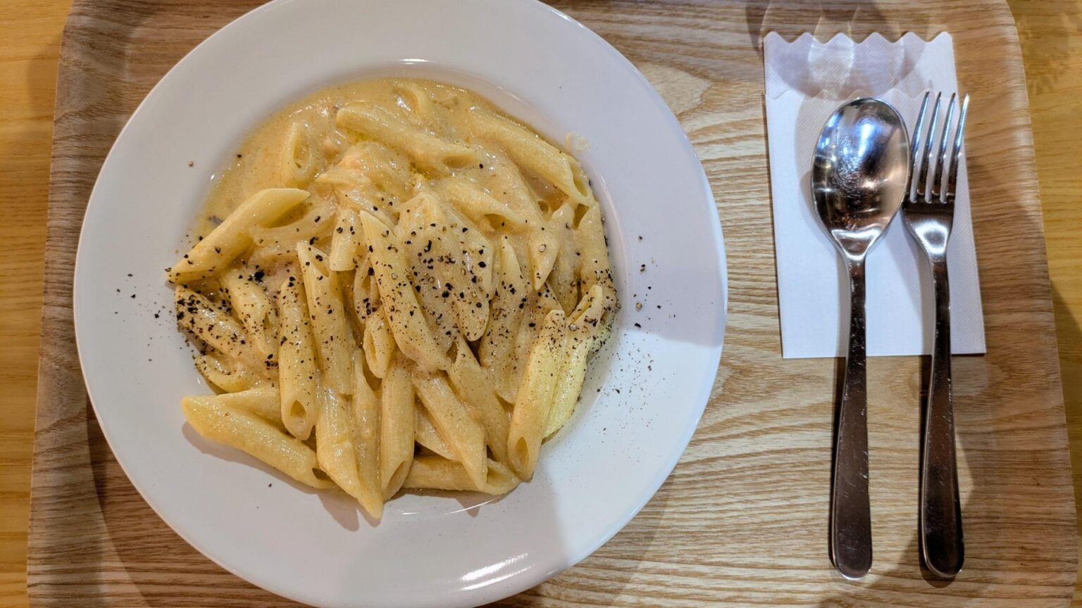 【秋田県秋田市】素敵なガラス作品と共に美味しい時間も楽しめる「ROAST SHACK COFFEE」（らっしー） - エキスパート