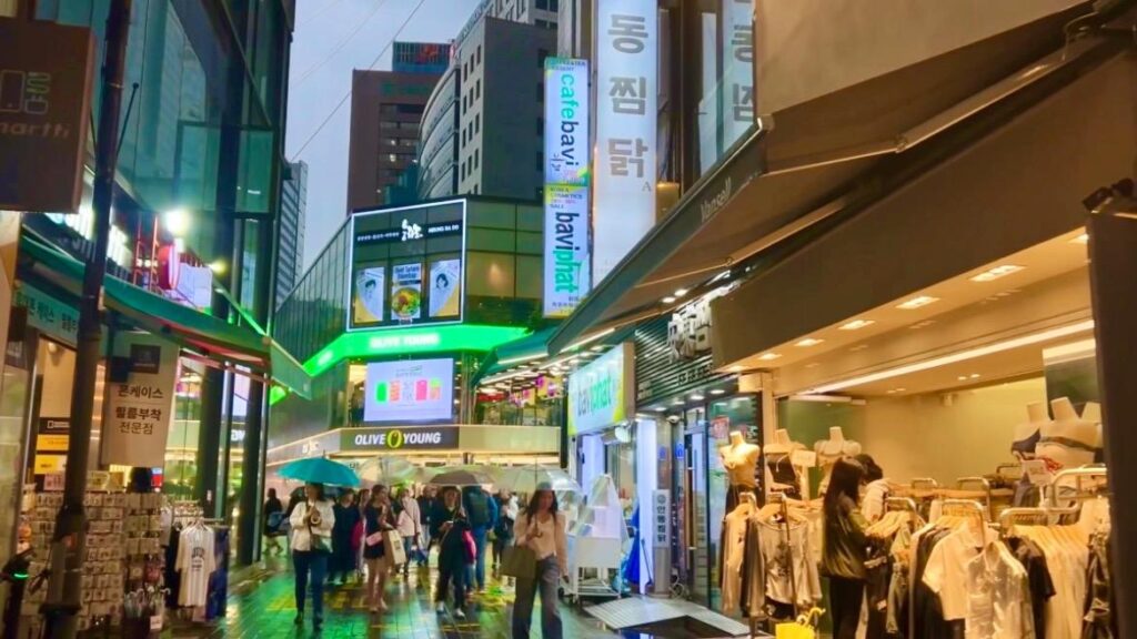【韓国ソウル旅行】今の韓国旅行は梅雨入り!6,7月韓国旅行に行く人必見!雨の日おすすめスポット5選！（I Korea U あいこ） - エキスパート