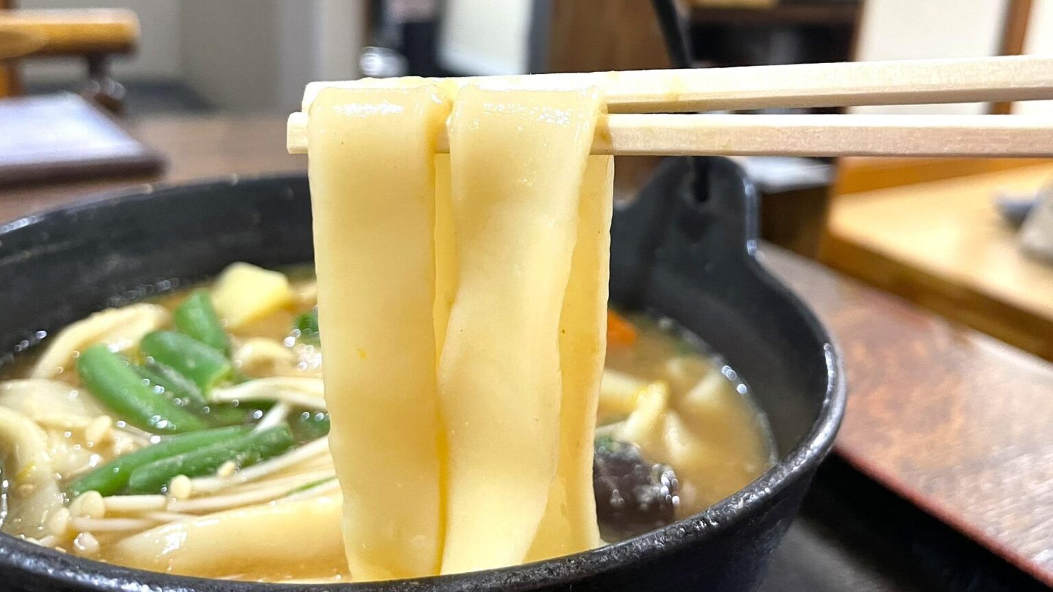 山梨県のソウルフード「ほうとう」を食べに甲府市へ。何気なく入った店が大正解だった（旅人間） - エキスパート - Yahoo!ニュース