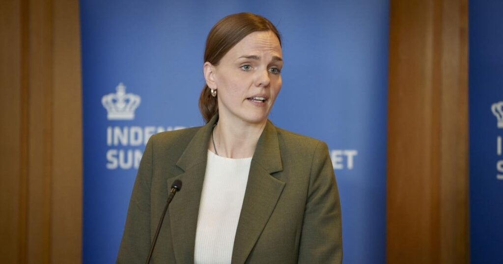 デジタル化大臣は、彼自身の省庁でマイクロソフトを段階的に廃止します