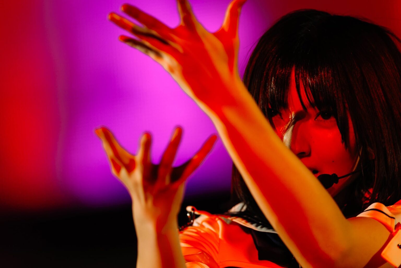 櫻坂46新メンバー四期生、初のライブ完遂 熱い歌声＆激しいダンスで圧倒・決意も表明【First Showcase／セットリスト】 - モデルプレス