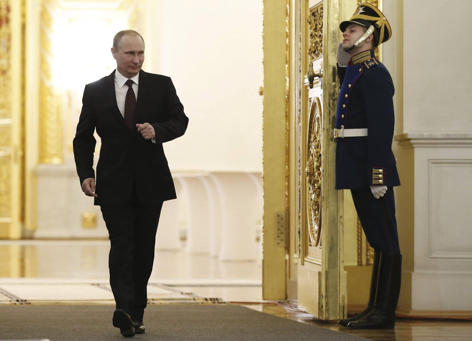 EU 27ロシアの制裁を拡大するための合意
