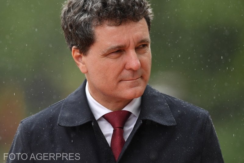 大統領のカウンセラー、ニコア・ダン・トランプの議論について：「ワシントンはブカレストに連絡した...そして、あなたが望むなら、使用された言葉の中で、ルーマニアの人々がこの選択をしたことはうれしかった」。