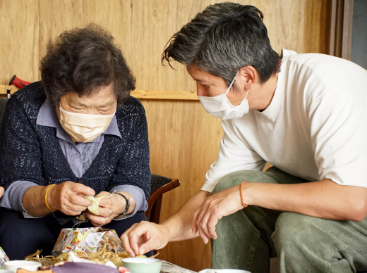 【鹿児島県姶良市】「強みを活かせるデイサービス」から広がる「介護の面白さ」 ／ ナルホイヤ在宅生活研究所 森山景士郎さん