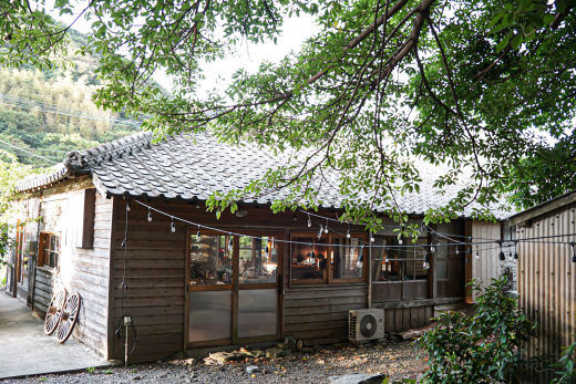 【鹿児島・甑島】誰かが帰ってこれる場所に。それが甑島で生きる私だからできること。／ 東シナ海の小さな島ブランド社 山下麻由さん