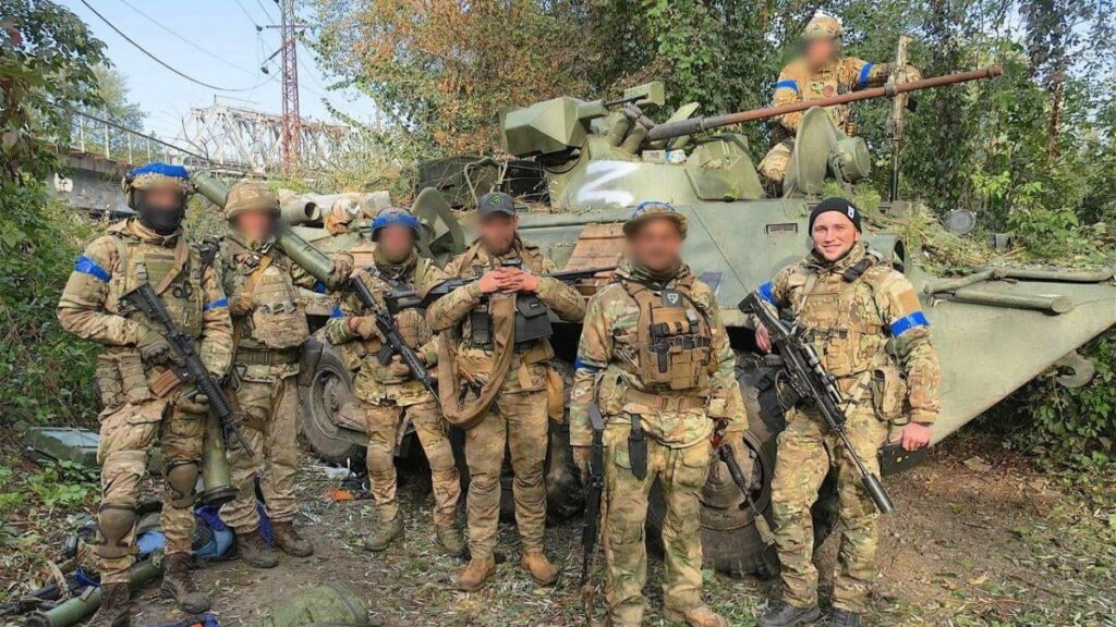 ロシアの兵士は司令官を殺し、その後ウクライナに降伏します