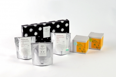 大賞　雪ふる山のおそぶき茶シリーズ