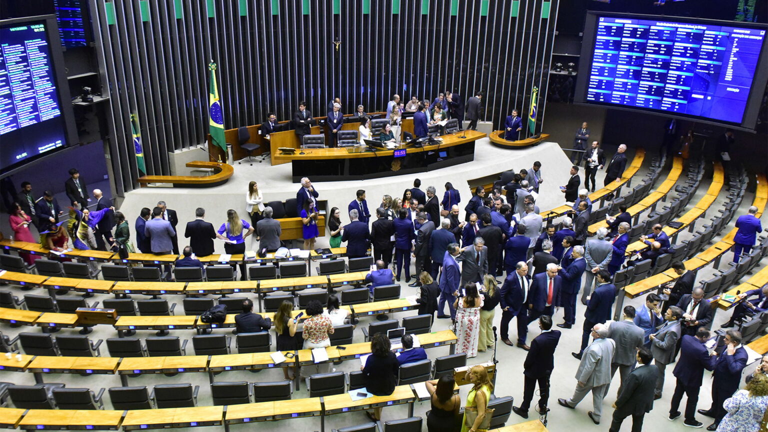 La Cámara de Diputados debatirá la regulación de las apuestas と las estrategias para Combirir la ilegalidad |ヨゴネット ラテンアメリカ