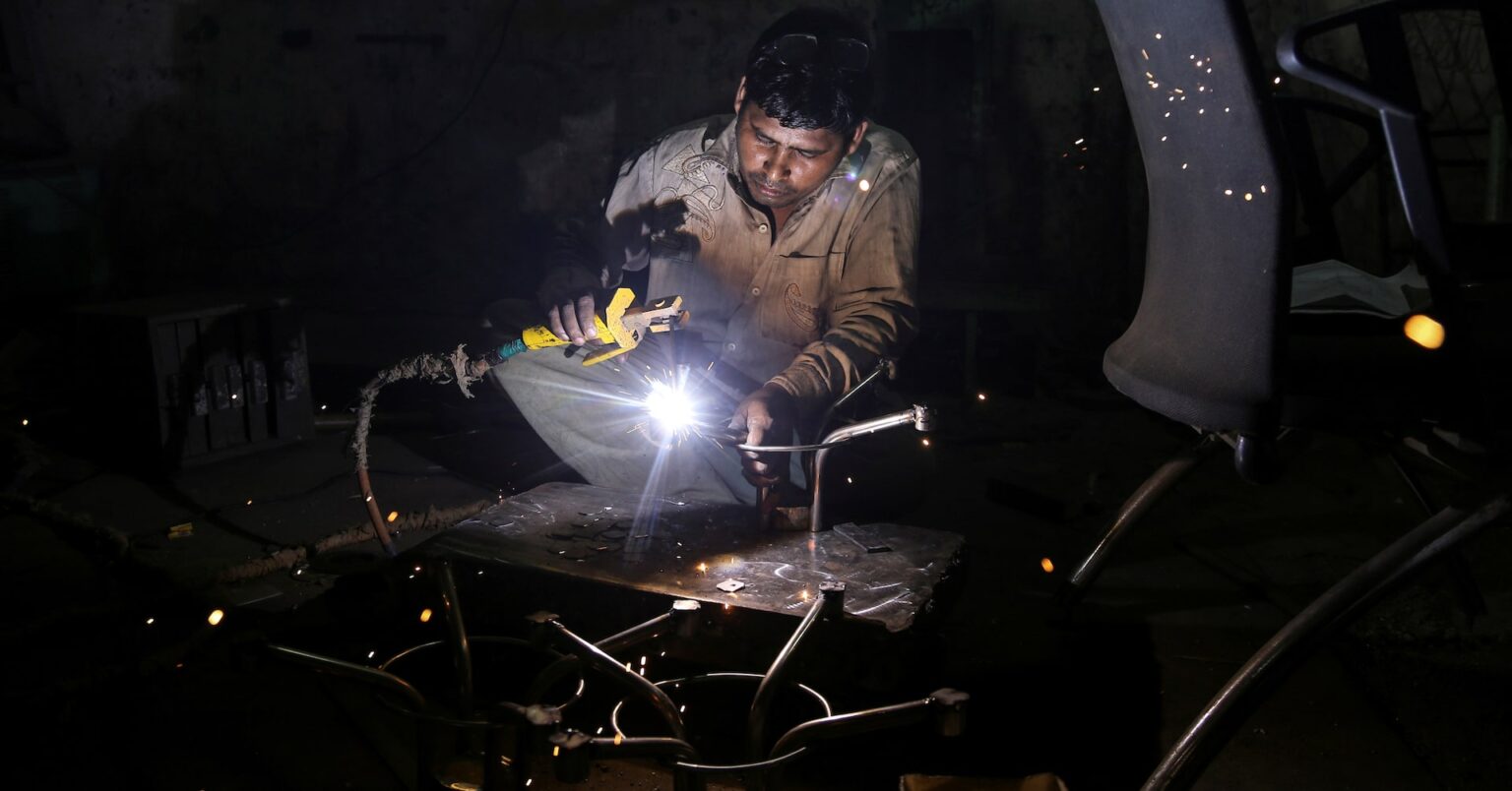 インド製造業ＰＭＩ、6月は14カ月ぶり高水準　輸出が好調 | ロイター
