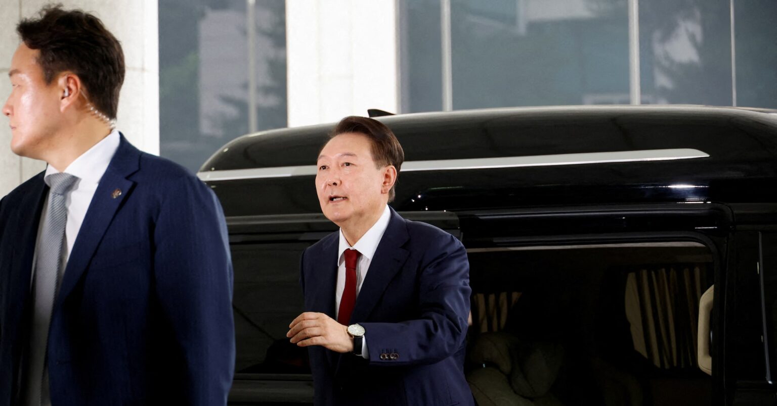 韓国の尹前大統領、特別検察官の聴取に応じず | ロイター