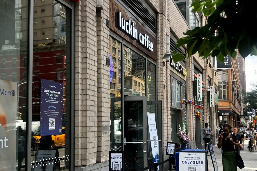 中国ラッキンコーヒーが米国初出店、ＮＹに２店舗－スタバと競争激化 - Bloomberg